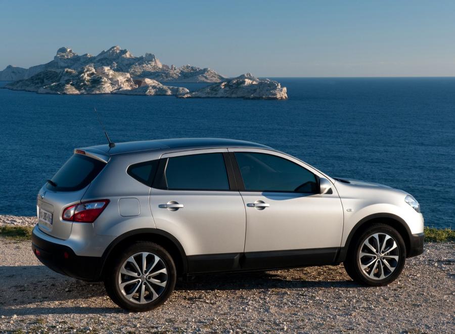  Nissan Qashqai 2009 года  (фото 8 из 10)